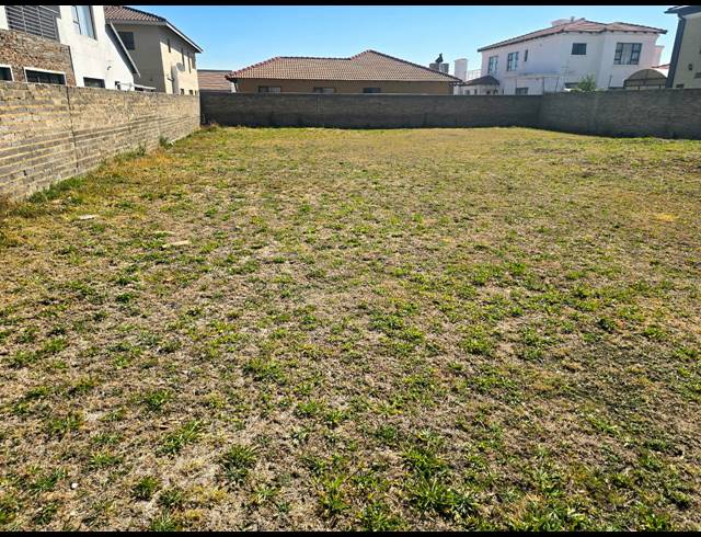 677M² VACANT LAND FOR SALE IN RISIVILLE
